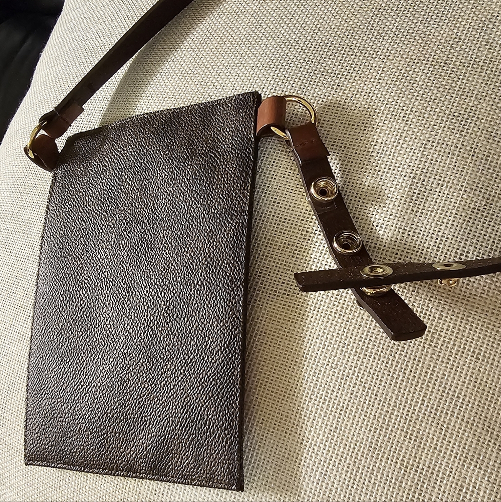 Michael Kors Logo Applique Belt Bag Brown Monogram Waist Pouch Sz Small EUC - Picture 5 of 13